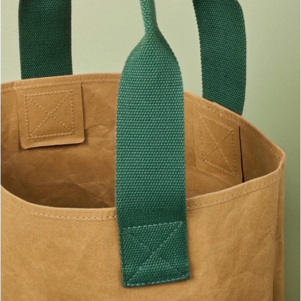 Hearth &‎ Hand Magnolia Reusable Tote Bag Set Tan Green 2pc Wipeable NWT - Picture 2 of 5